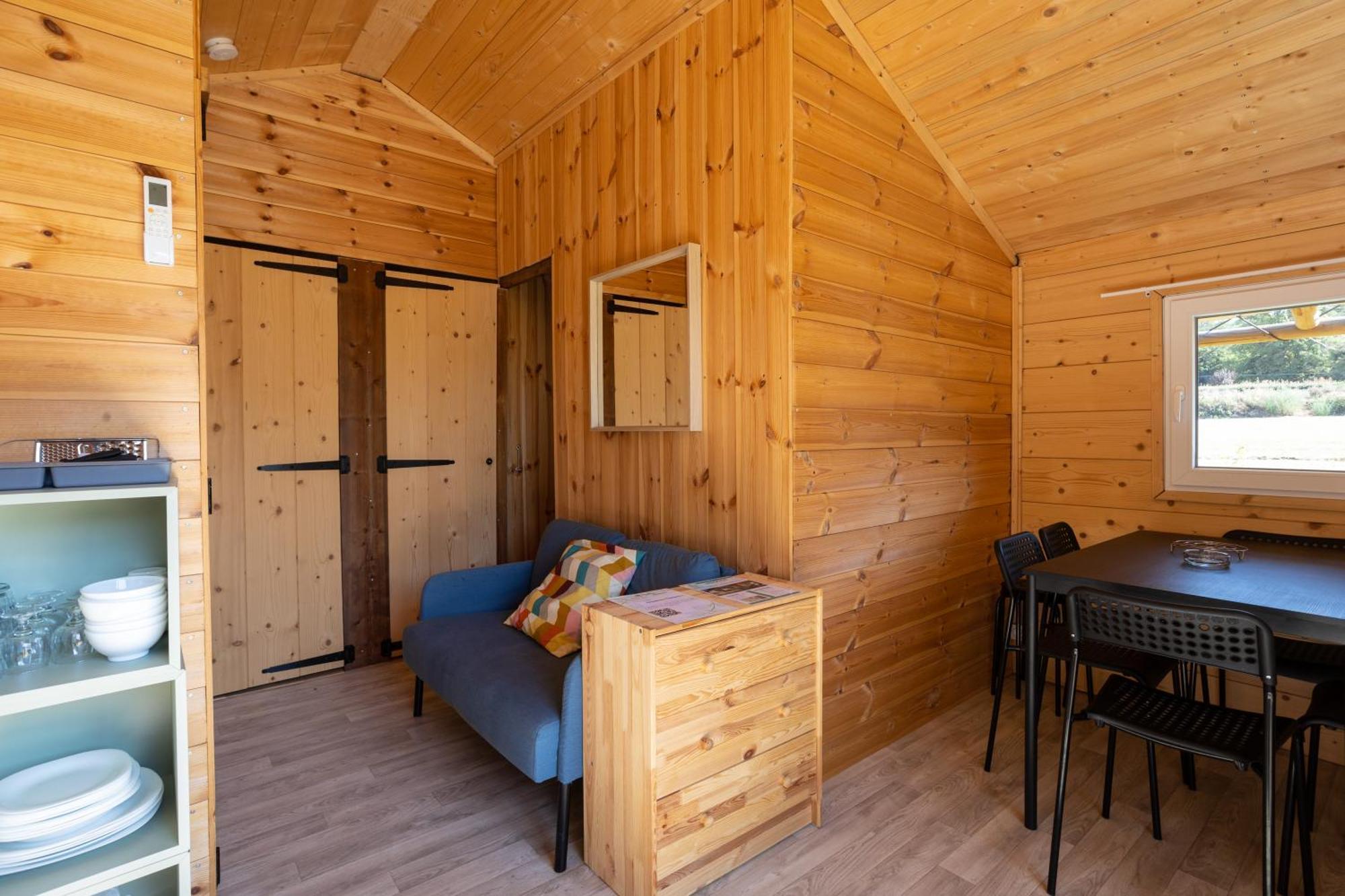 Camping Sites Et Paysages Les Pres Hauts Sisteron Exterior foto